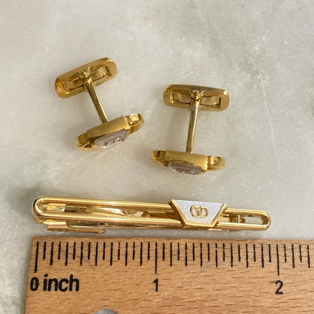 Valentino Cuff Links + Tie Clip Set - Picture 8 of 8